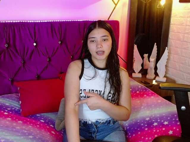 lizziesweets live cam on BongaCams