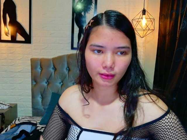 lizziesweets live cam on BongaCams