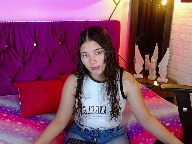 lizziesweets live cam on BongaCams