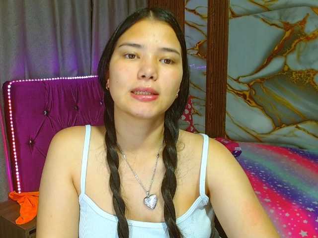 lizziesweets live cam on BongaCams