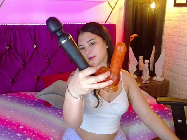 lizziesweets live cam on BongaCams