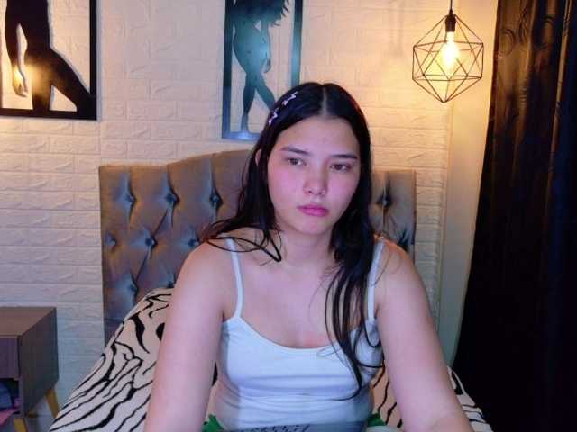 lizziesweets live cam on BongaCams