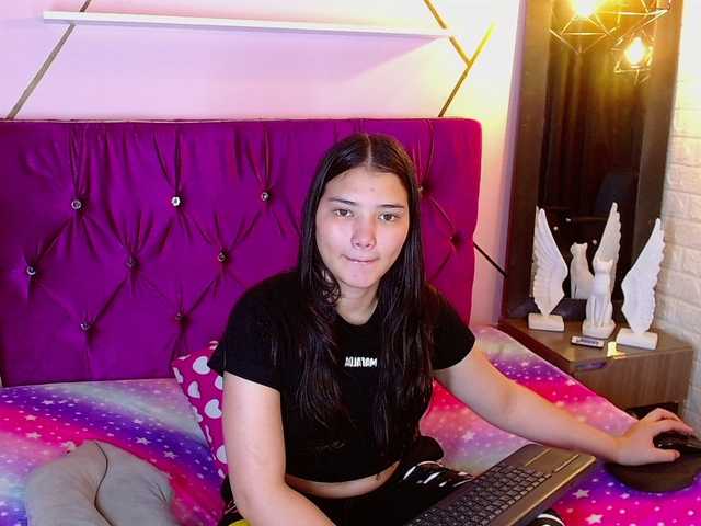 lizziesweets live cam on BongaCams