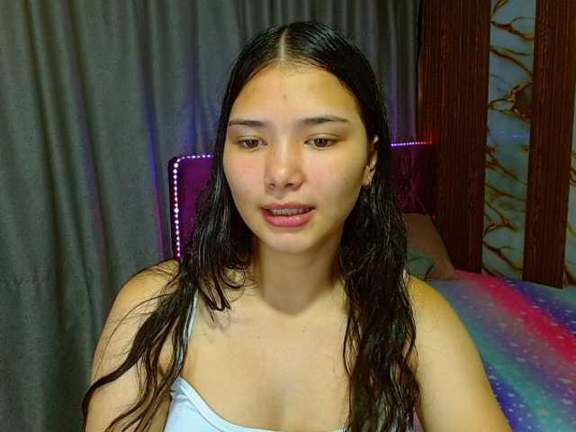 lizziesweets live cam on BongaCams