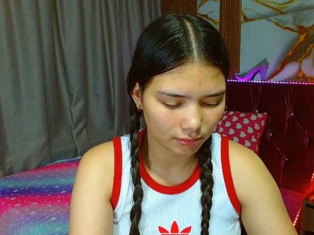 lizziesweets live cam on BongaCams