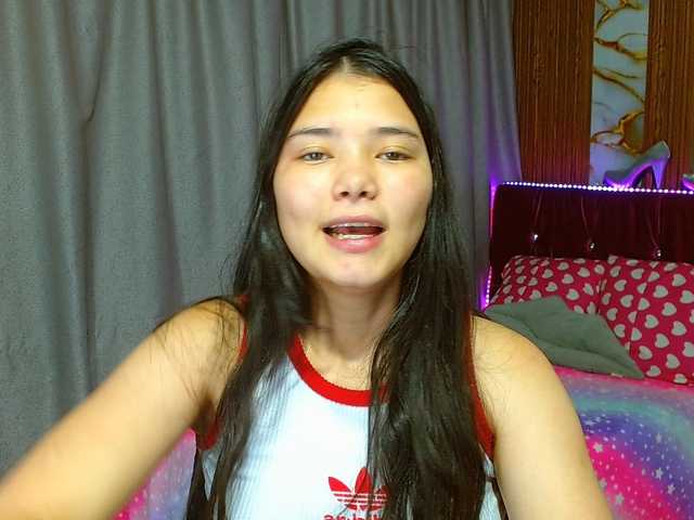 lizziesweets live cam on BongaCams