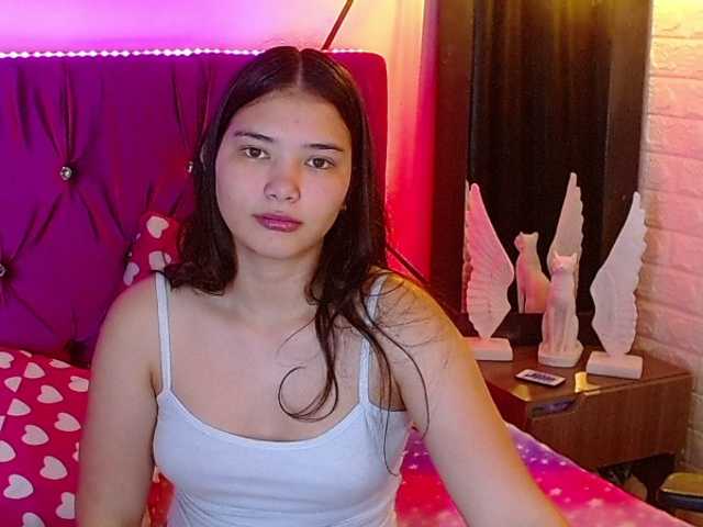 lizziesweets live cam on BongaCams