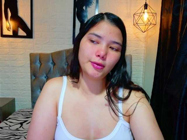 lizziesweets live cam on BongaCams