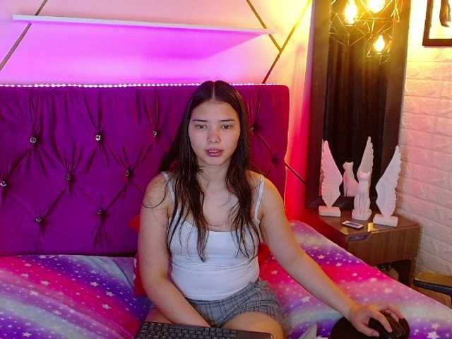 lizziesweets live cam on BongaCams