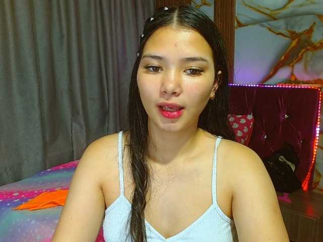 lizziesweets live cam on BongaCams