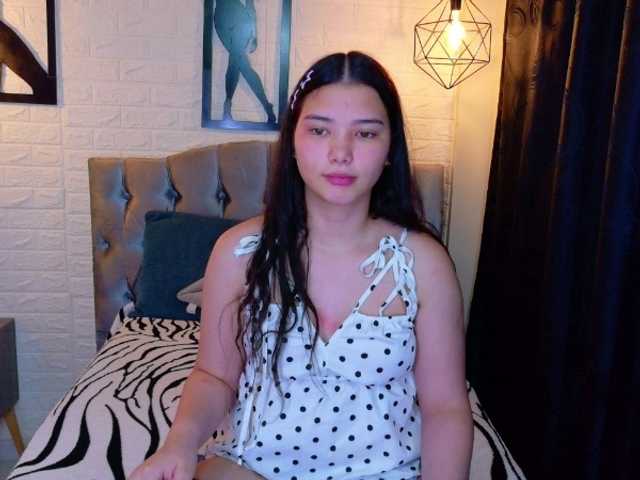 lizziesweets live cam on BongaCams