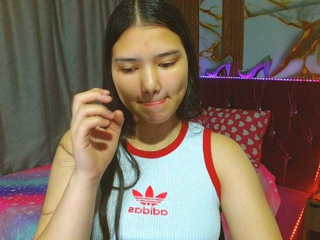 lizziesweets live cam on BongaCams