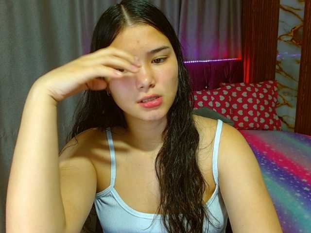 lizziesweets live cam on BongaCams