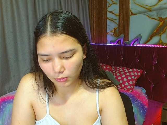lizziesweets live cam on BongaCams