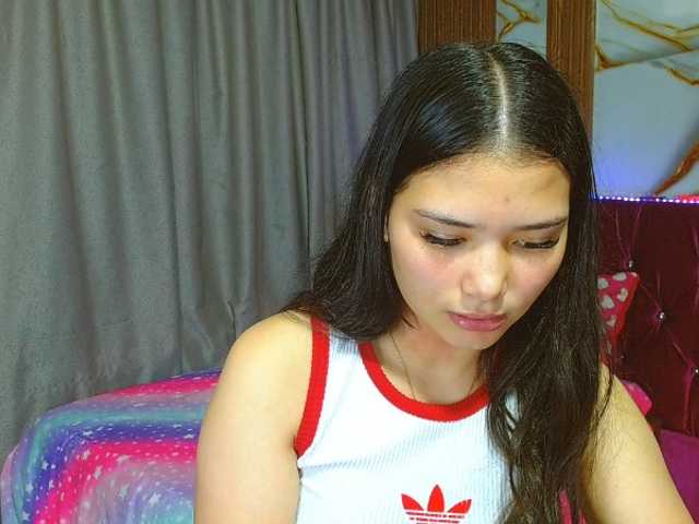 lizziesweets live cam on BongaCams