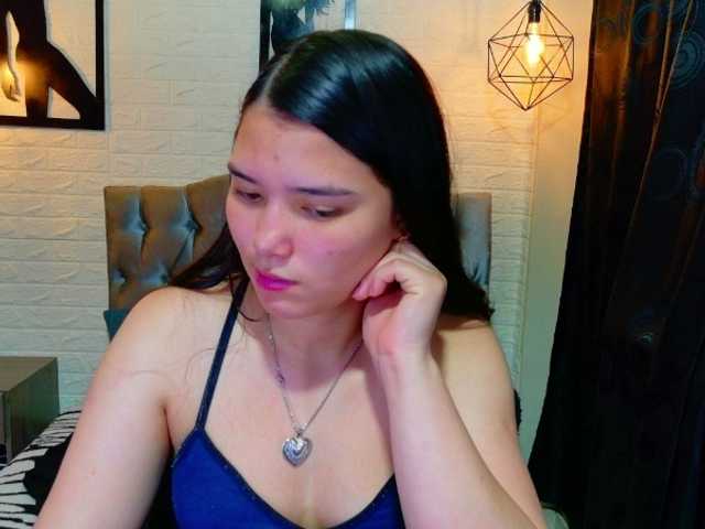 lizziesweets live cam on BongaCams