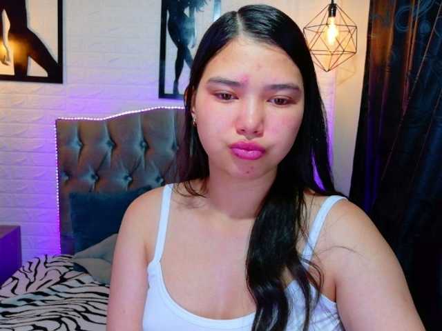 lizziesweets live cam on BongaCams