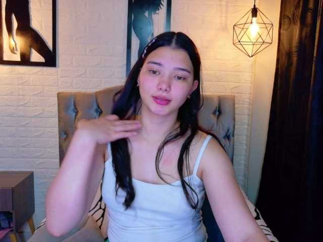 lizziesweets live cam on BongaCams