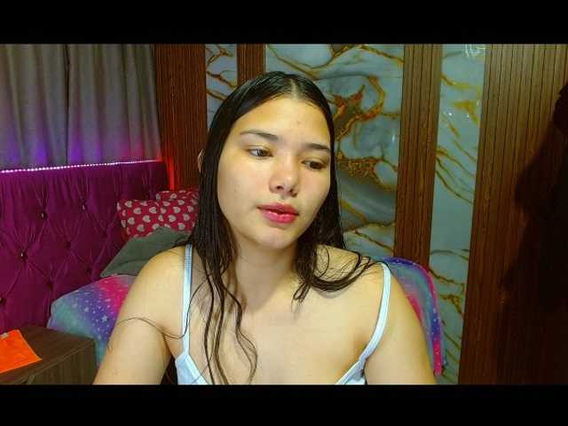 lizziesweets live cam on BongaCams