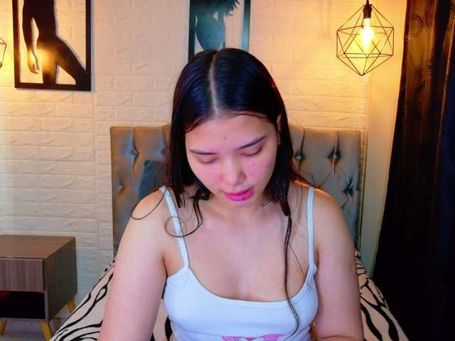 lizziesweets live cam on BongaCams