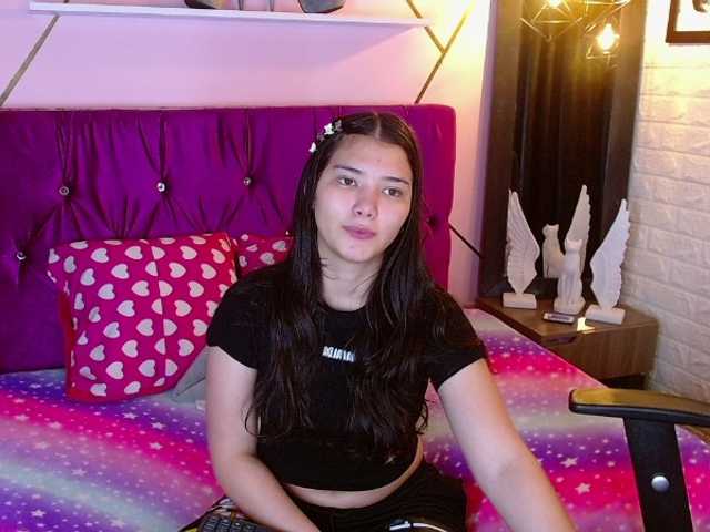 lizziesweets live cam on BongaCams