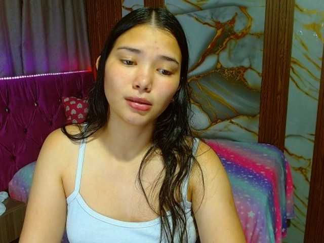lizziesweets live cam on BongaCams