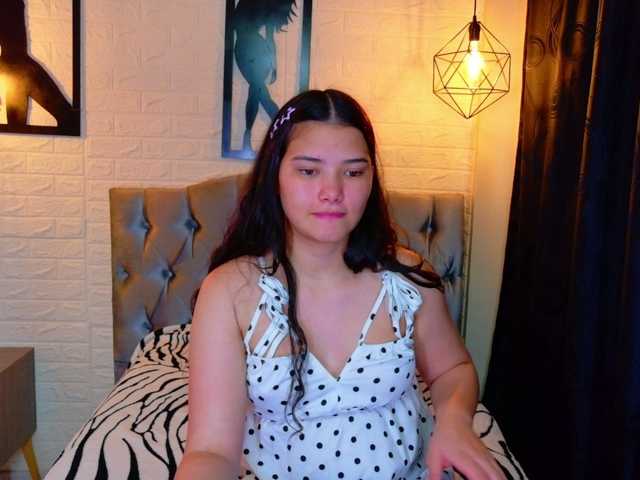 lizziesweets live cam on BongaCams