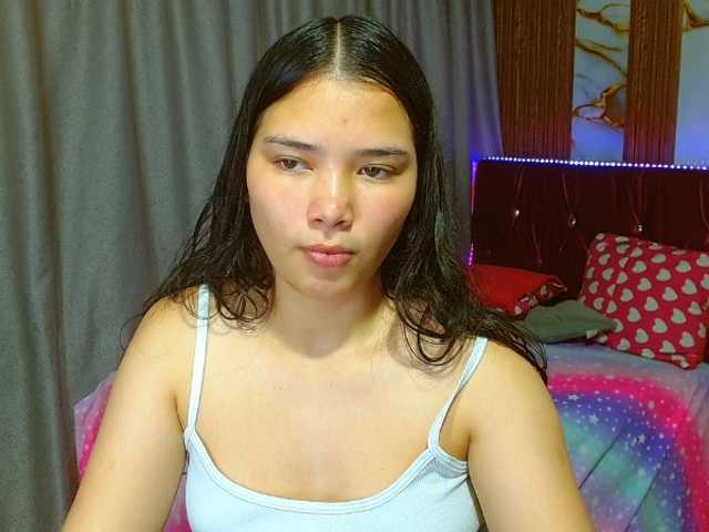 lizziesweets live cam on BongaCams
