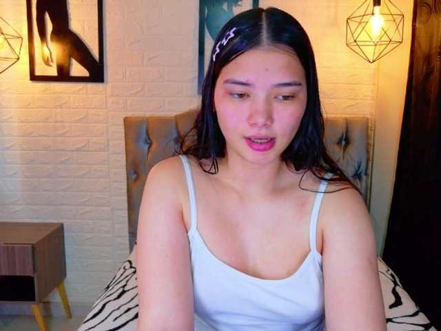 lizziesweets webcam bongacams model stream image