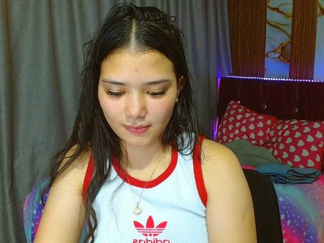 lizziesweets live cam on BongaCams