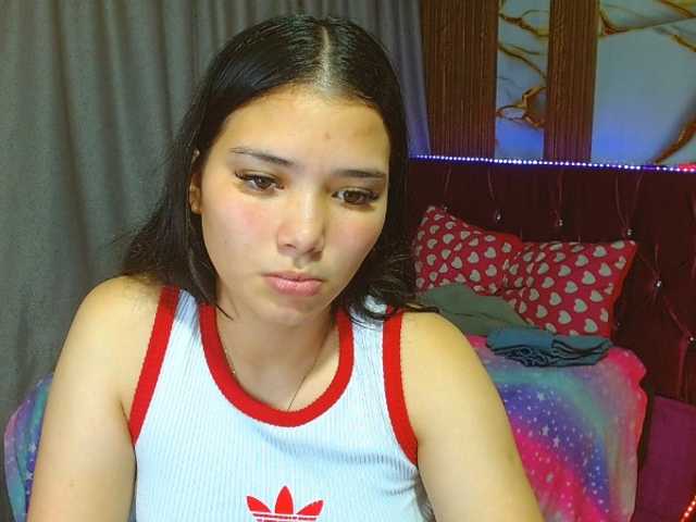 lizziesweets live cam on BongaCams