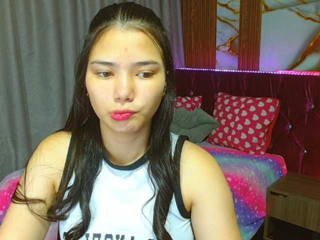 lizziesweets live cam on BongaCams