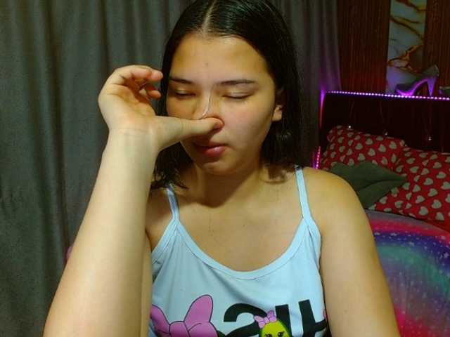 lizziesweets live cam on BongaCams