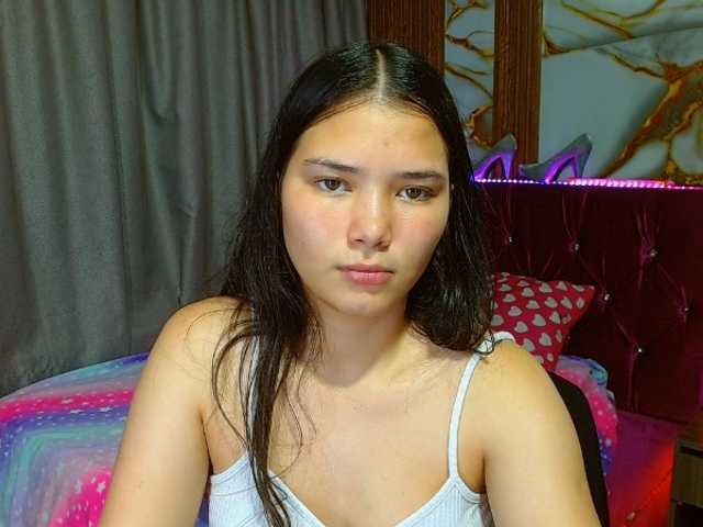 lizziesweets live cam on BongaCams