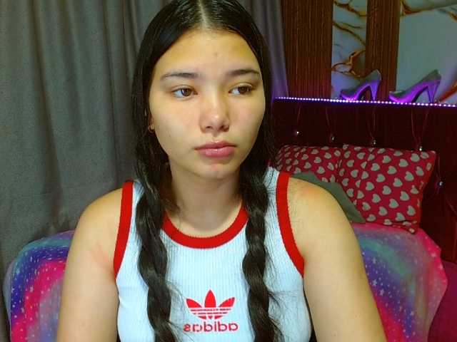 lizziesweets live cam on BongaCams