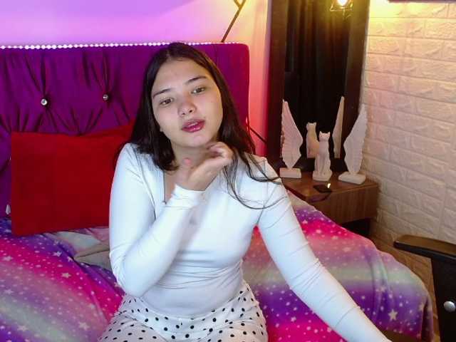 lizziesweets live cam on BongaCams