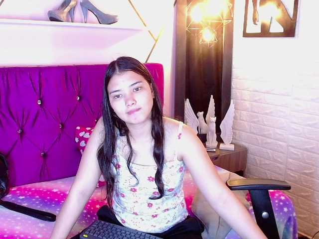lizziesweets live cam on BongaCams