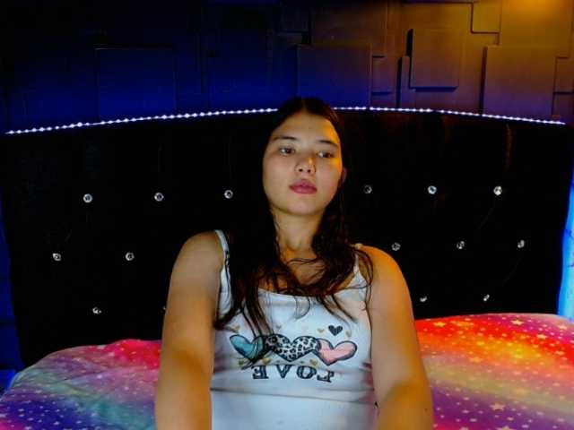 lizziesweets live cam on BongaCams