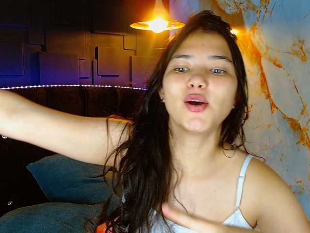 lizziesweets live cam on BongaCams