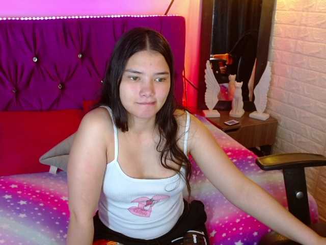 lizziesweets live cam on BongaCams