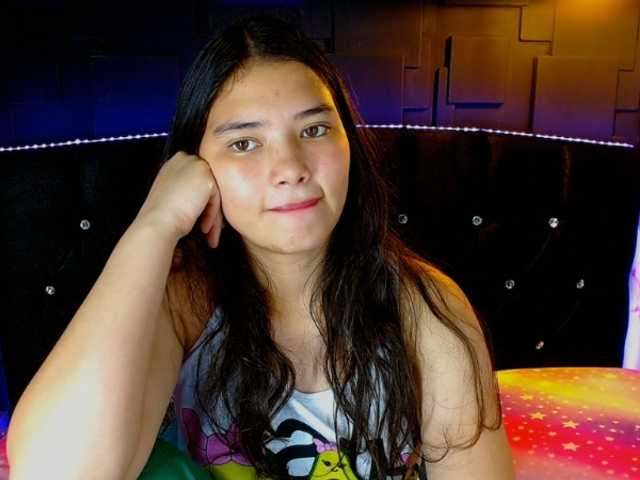 lizziesweets live cam on BongaCams