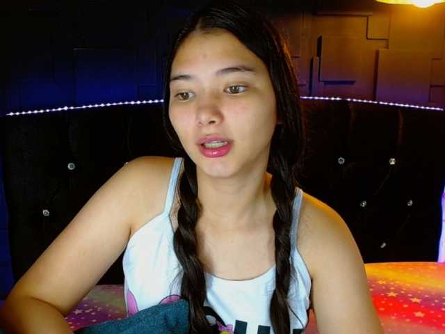 lizziesweets live cam on BongaCams