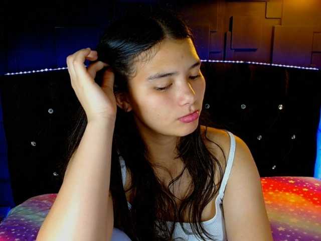 lizziesweets live cam on BongaCams