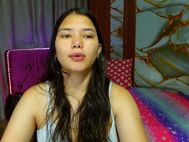 lizziesweets live cam on BongaCams