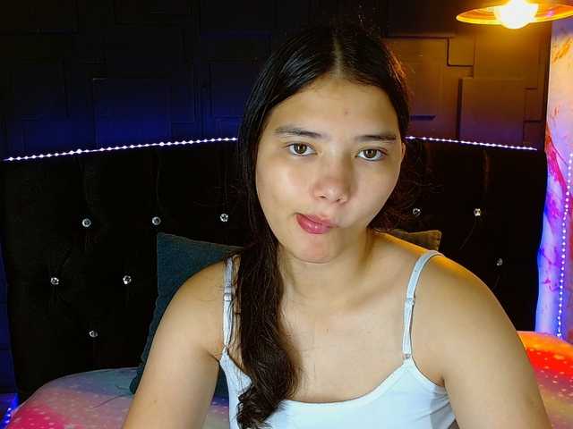 lizziesweets live cam on BongaCams