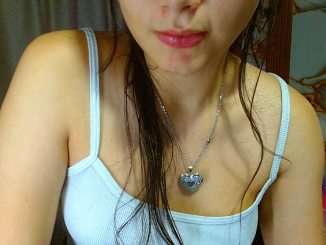 lizziesweets live cam on BongaCams