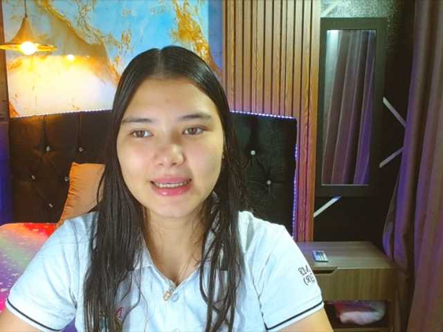 lizziesweets live cam on BongaCams