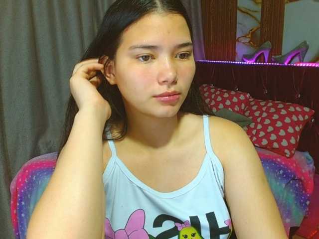 lizziesweets live cam on BongaCams
