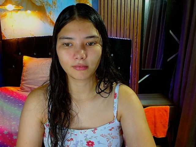 lizziesweets live cam on BongaCams