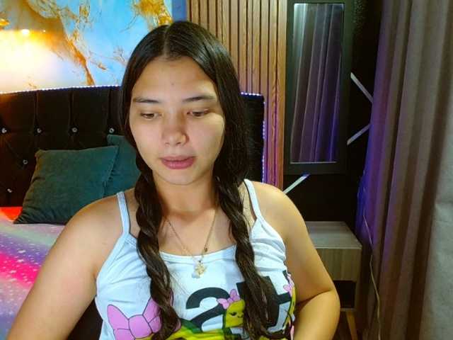 lizziesweets live cam on BongaCams